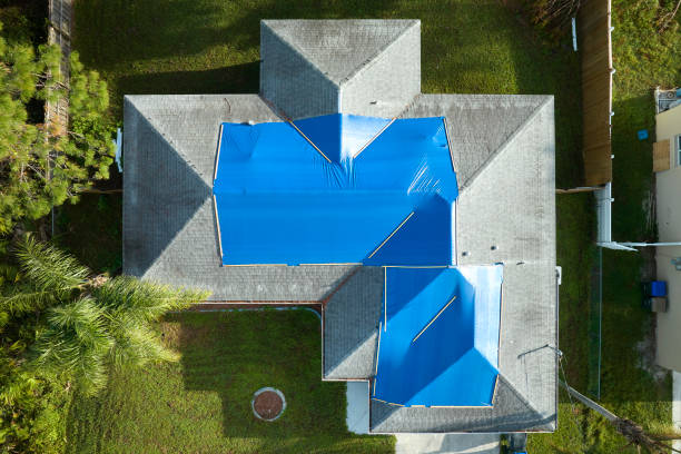 Best Emergency Roof Repair Services  in Lordship, CT